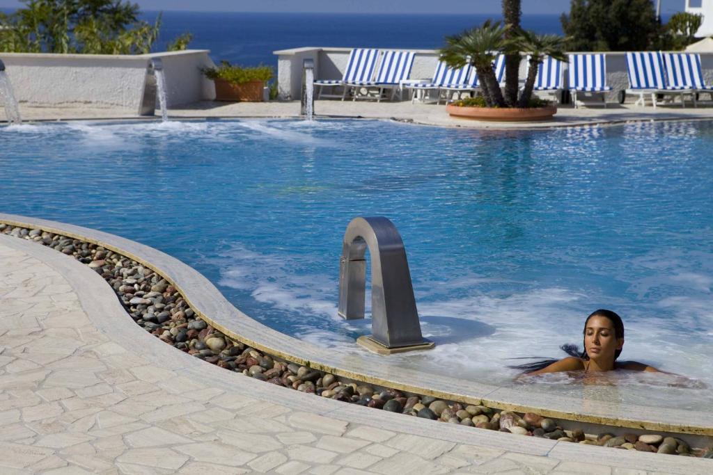 San Michele Hotel & Spa Sant'Angelo  Екстериор снимка