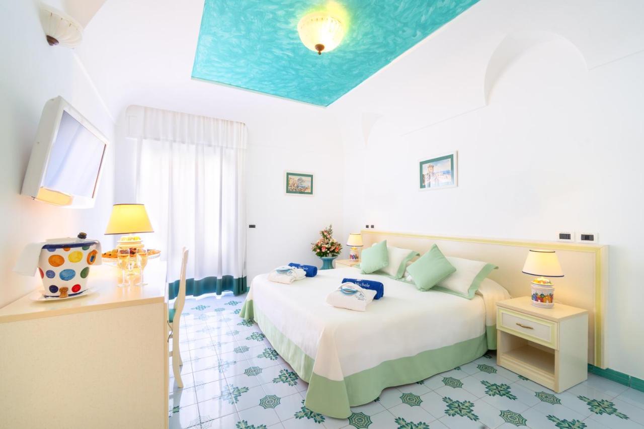 San Michele Hotel & Spa Sant'Angelo  Екстериор снимка